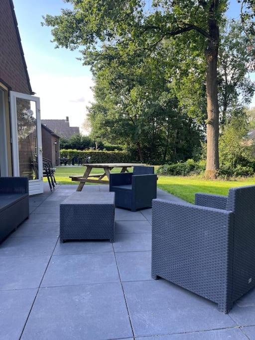Sfeervol Vrijstaand Huisje 6 Persoons Ruime Tuin, Centraal Bij Nijmegen Ewijk Kültér fotó